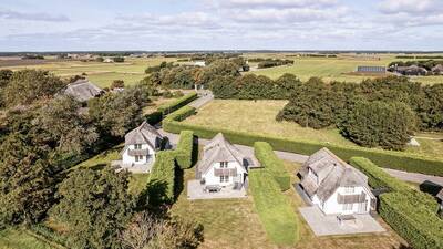 Luchtfoto van Dutchen Park Waddenduyn op Texel